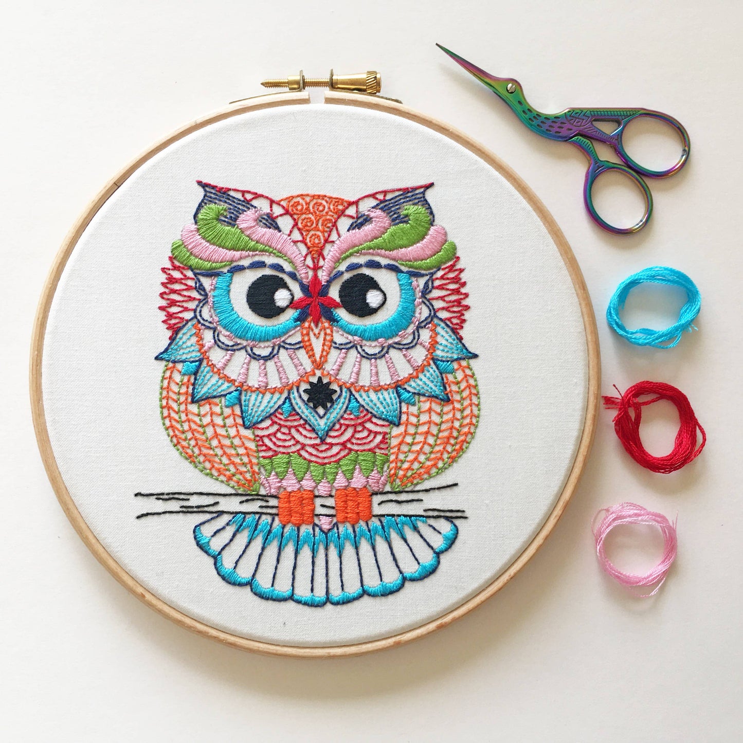 Owl Embroidery Kit: Simple kit - no hoop